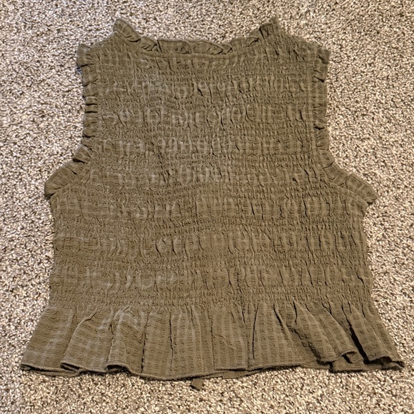 American Eagle Outfitters Olive Green Smocked Tie-Front Camisole - Picture 4 of 5